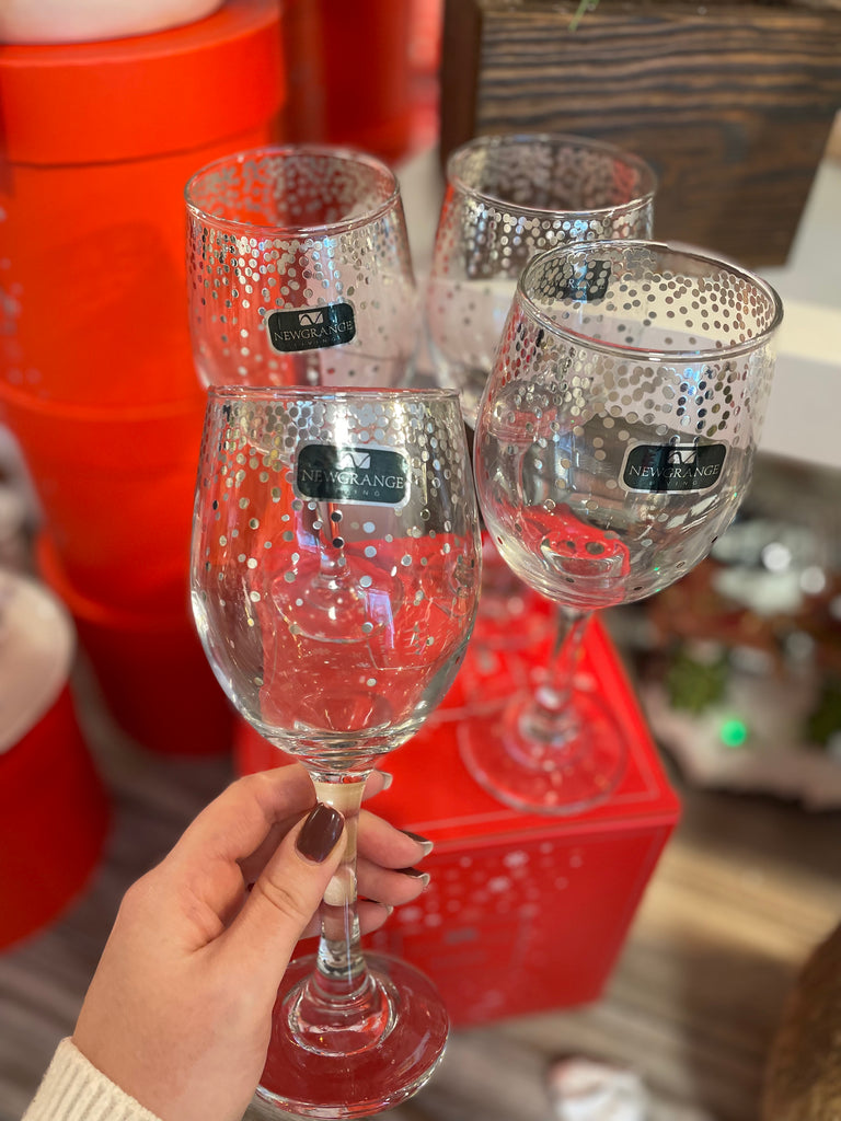 Set of 4 Silver Dot Wine Glasses